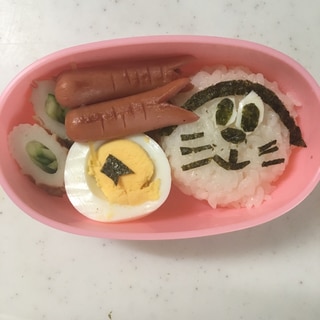 味付け海苔で☆簡単にドラえもんのこどもの日お弁当